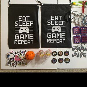Ultimate Gamer Pack – Stickers, Pins, Bracelets, Keychains + Party Favors